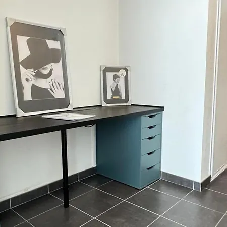 Frontalier 1 *